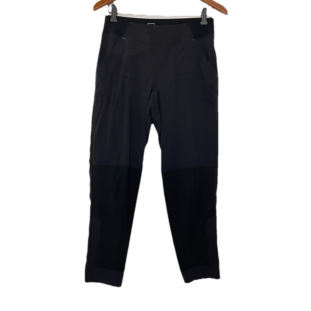 The North face Women's Small Black Lightweight Crop Jogger Pants